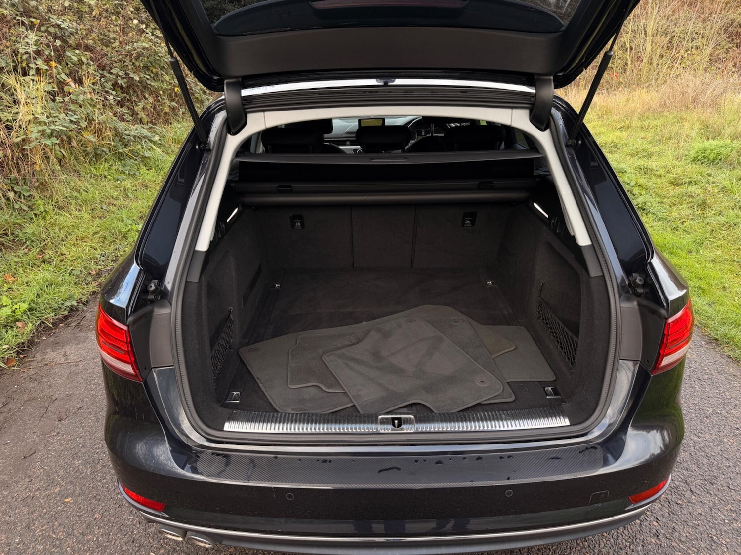 Used Audi A4 Avant 2016 for sale - 76658640: Photo 34