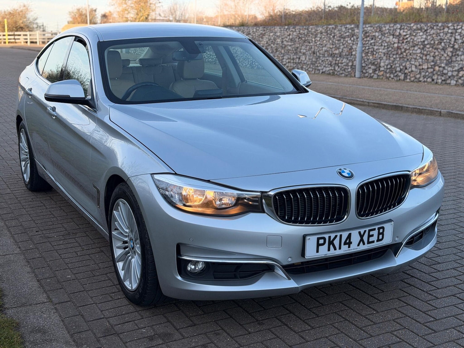 Used BMW 3 Series 2014 for sale - 76936325: Photo 1
