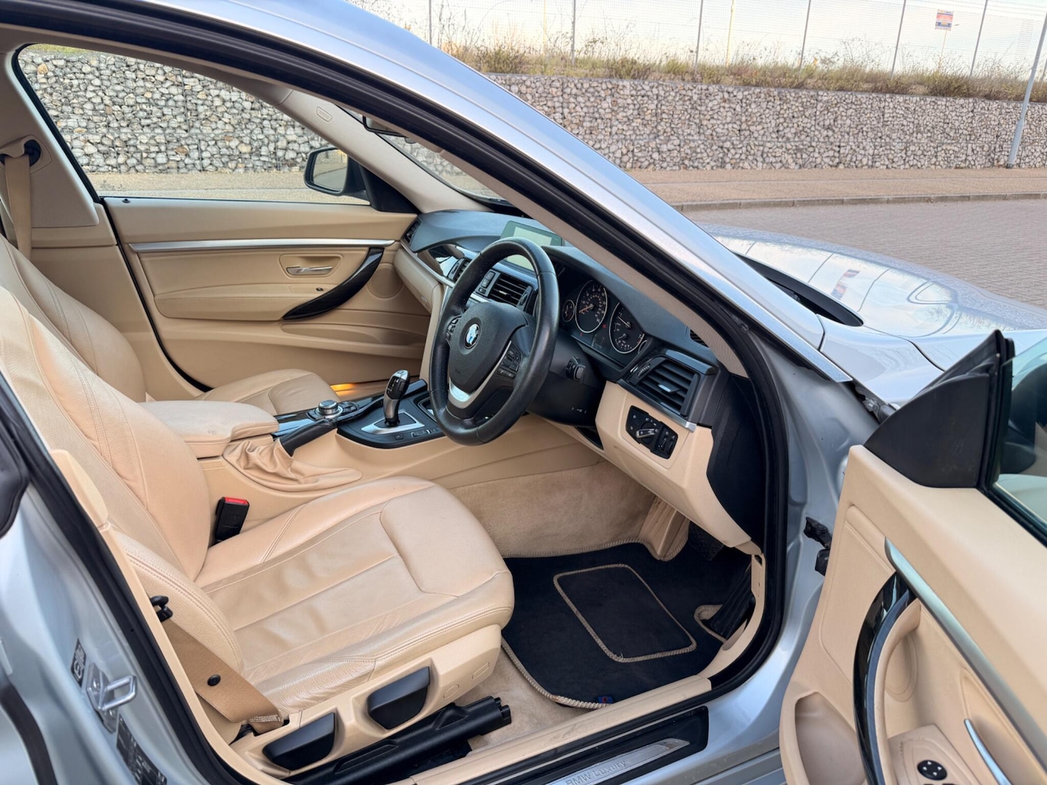 Used BMW 3 Series 2014 for sale - 76936325: Photo 24