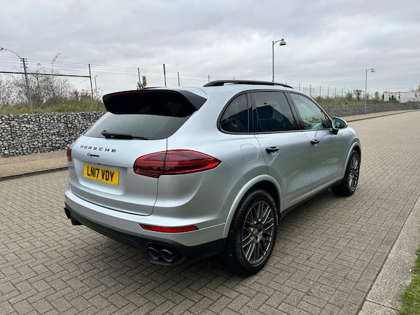 Used Porsche Cayenne 2017 for sale - 74383102: Photo 13