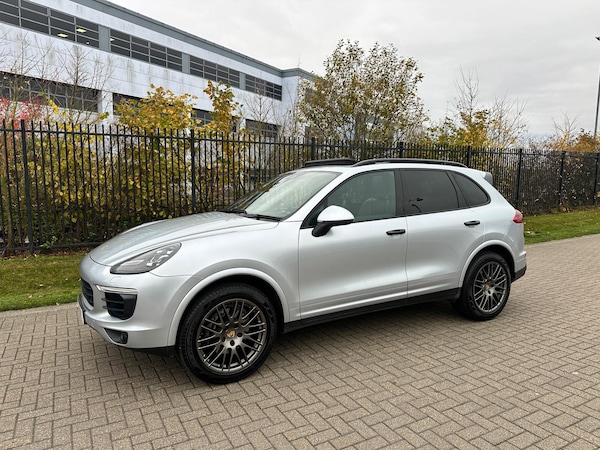 Used Porsche Cayenne 2017 for sale - 74383102: Photo 18
