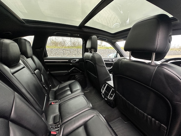 Used Porsche Cayenne 2017 for sale - 74383102: Photo 26
