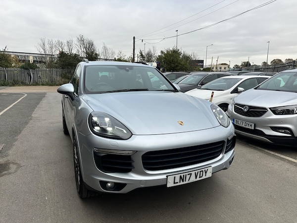 Used Porsche Cayenne 2017 for sale - 74383102: Photo 28