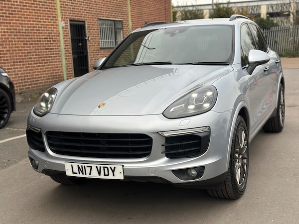 Used Porsche Cayenne 2017 for sale - 74383102: Photo 31