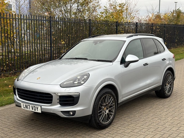 Used Porsche Cayenne 2017 for sale - 74383102: Photo 35