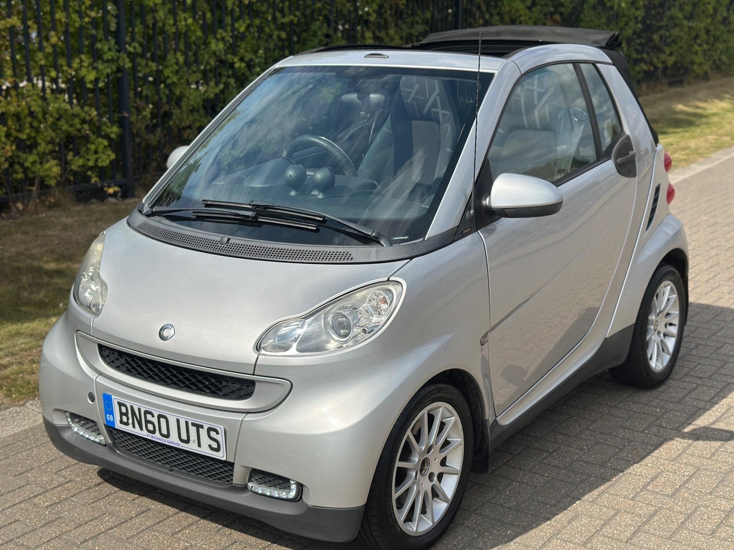 Vehicle 21