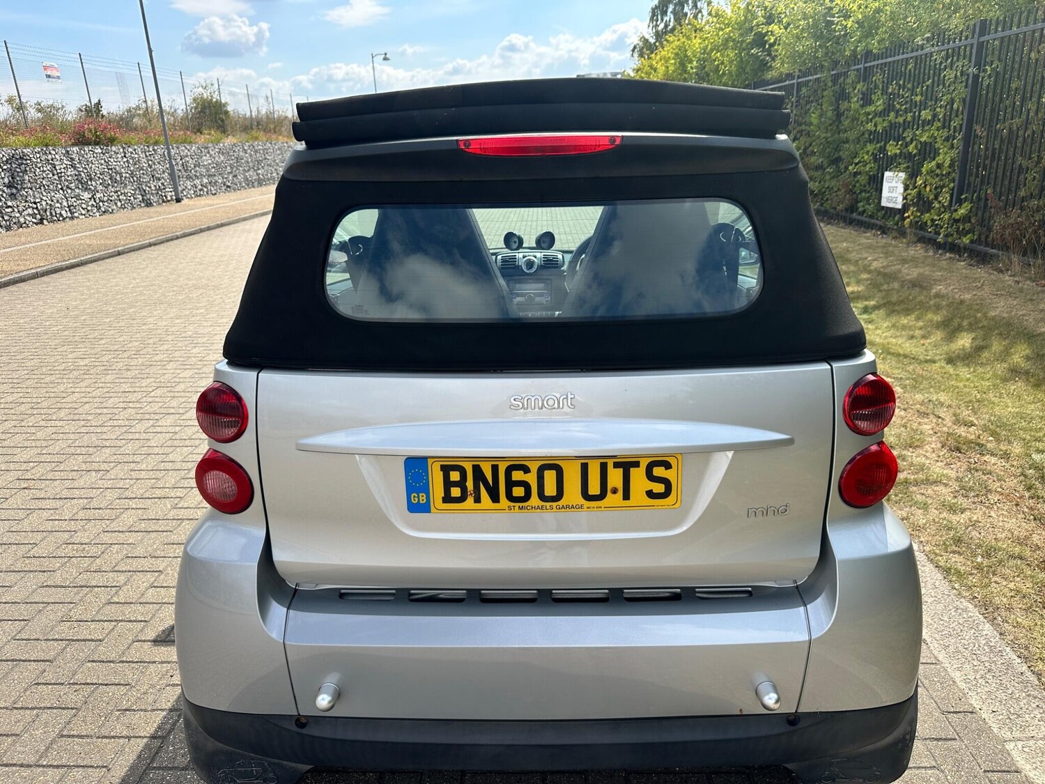 Vehicle 28