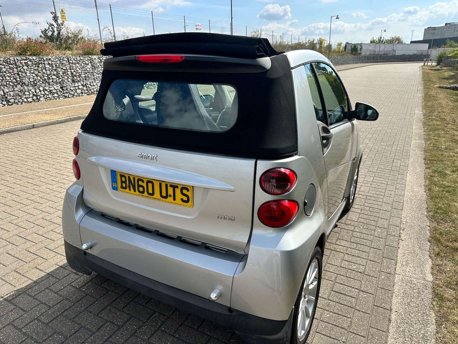 Vehicle 29