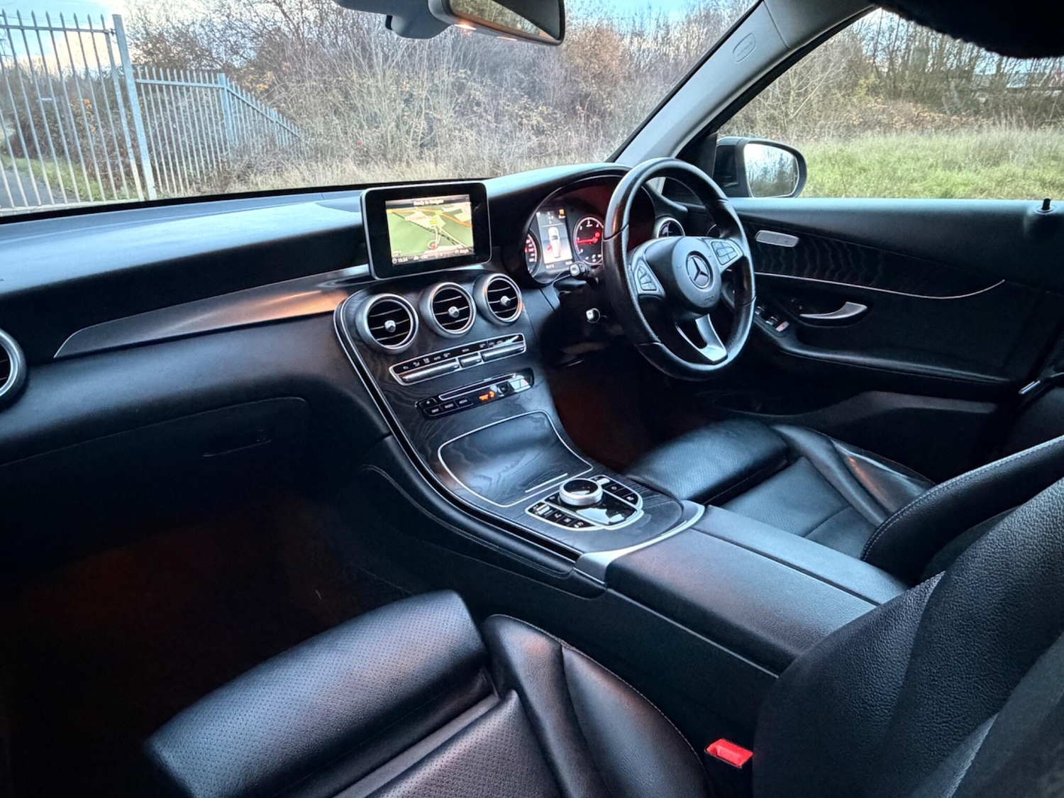 Used Mercedes-Benz GLC 2018 for sale - 76926953: Photo 12