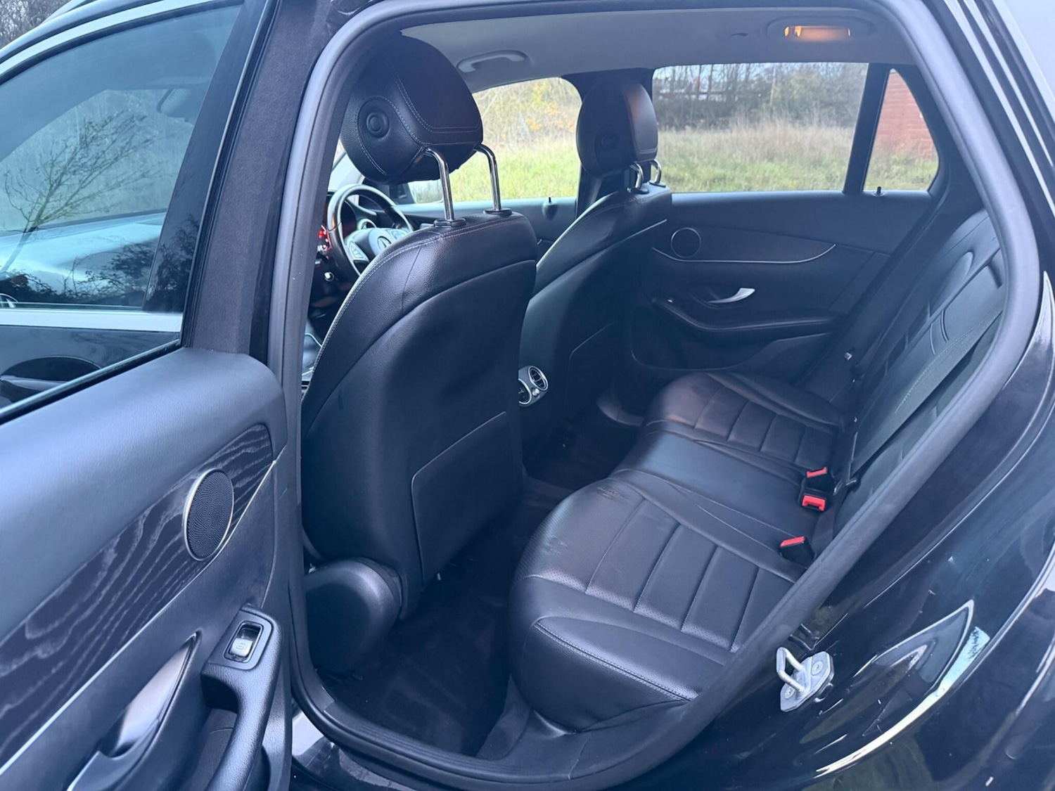 Used Mercedes-Benz GLC 2018 for sale - 76926953: Photo 17