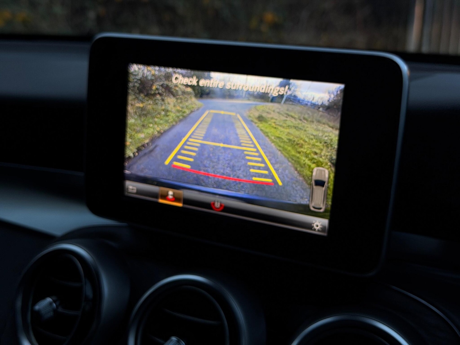 Used Mercedes-Benz GLC 2018 for sale - 76926953: Photo 31