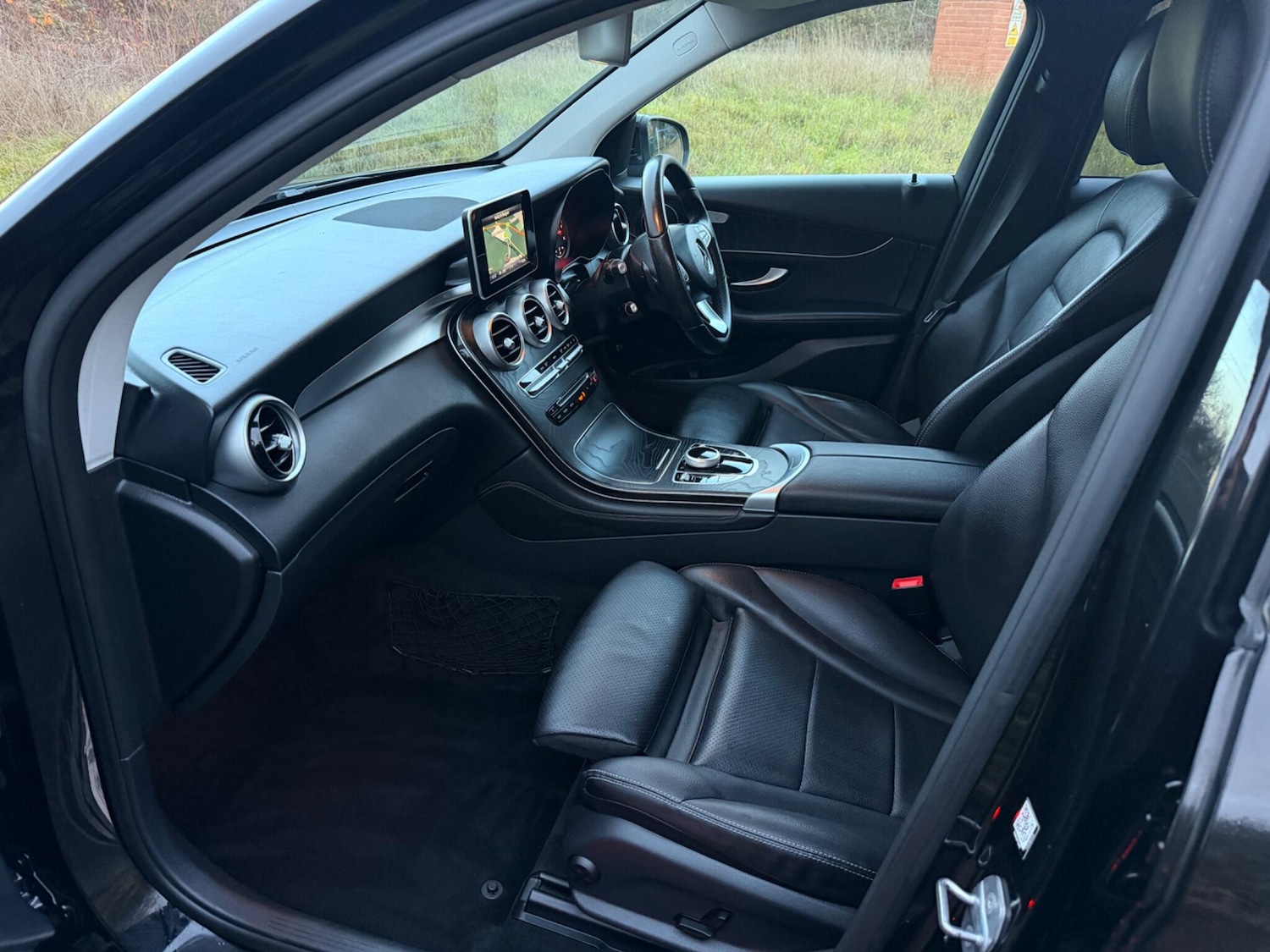 Used Mercedes-Benz GLC 2018 for sale - 76926953: Photo 33