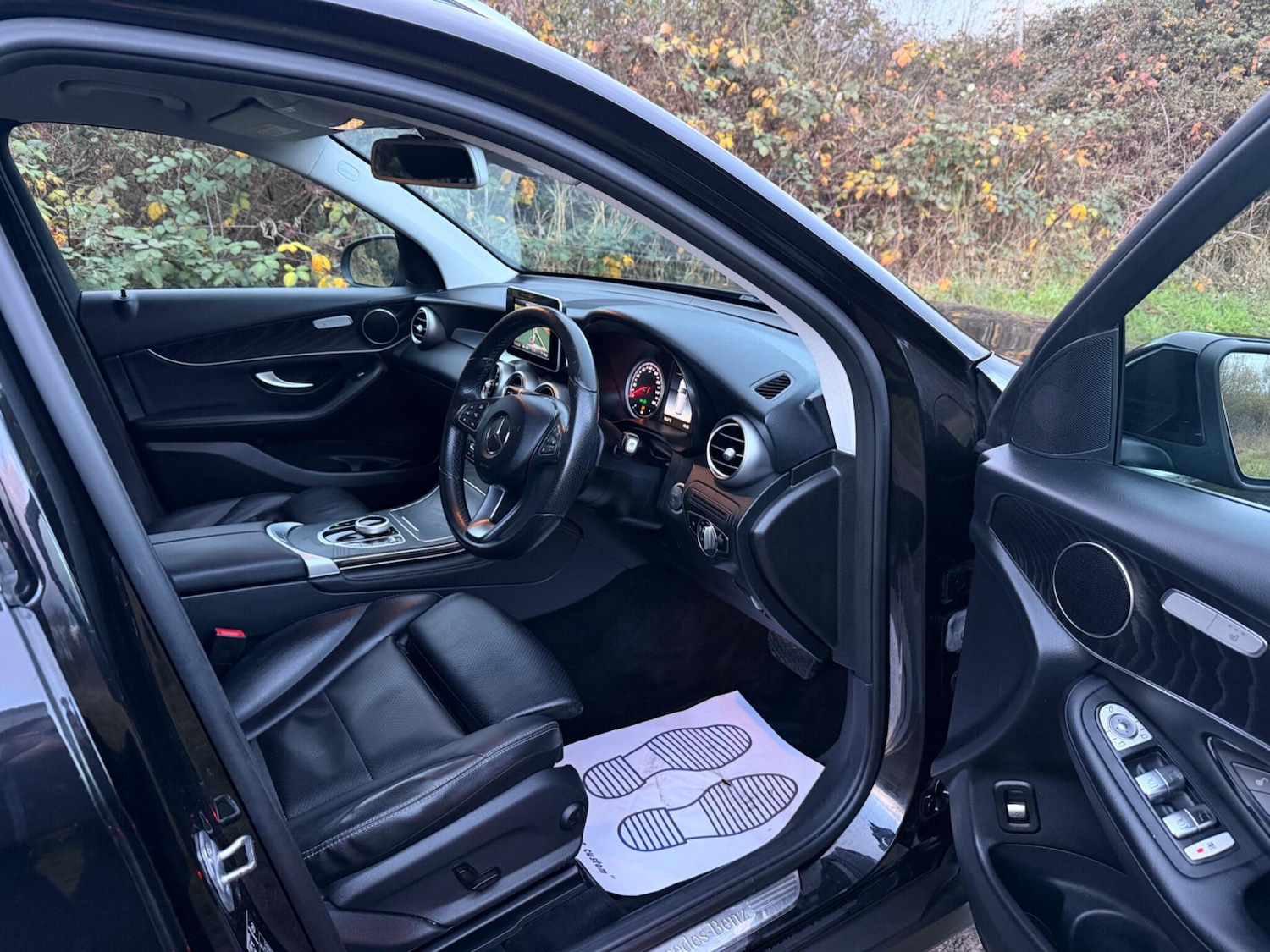 Used Mercedes-Benz GLC 2018 for sale - 76926953: Photo 35