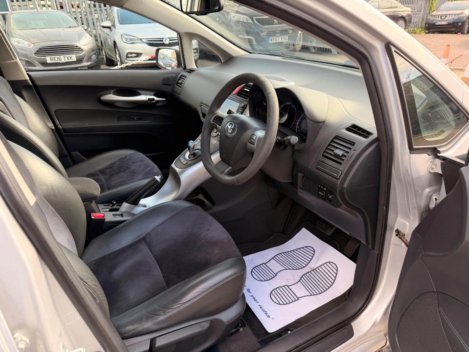 Used Toyota Auris 2010 for sale - 76226650: Photo 20