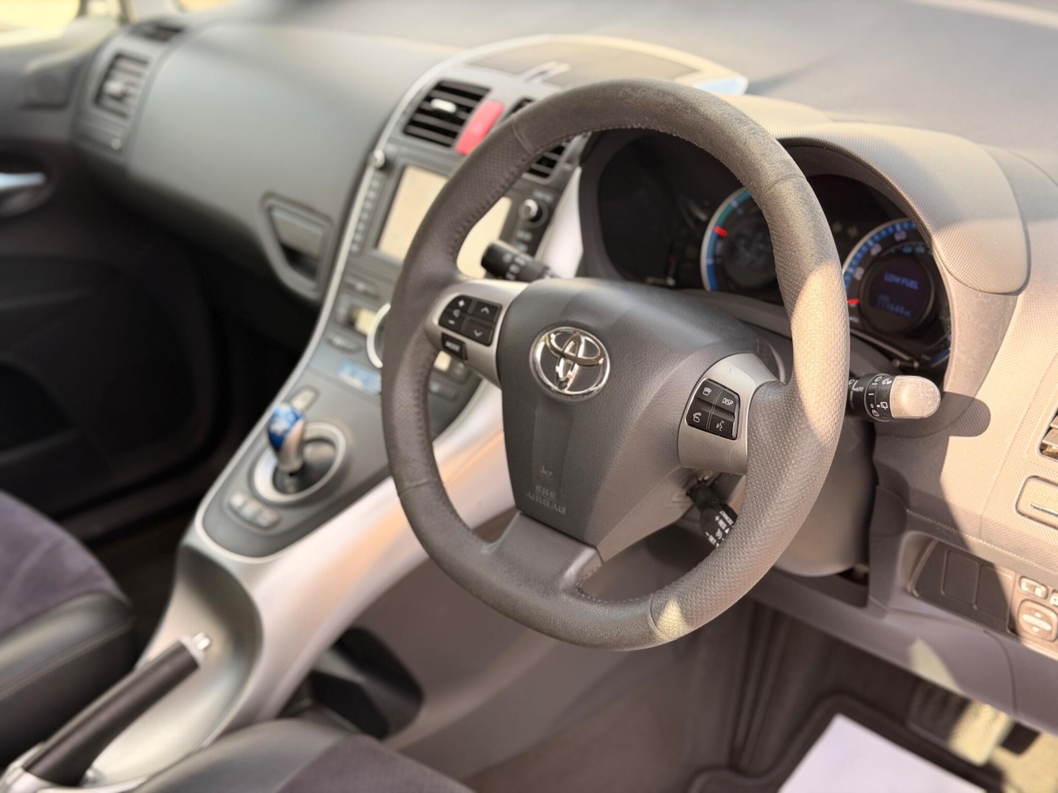 Used Toyota Auris 2010 for sale - 76226650: Photo 31