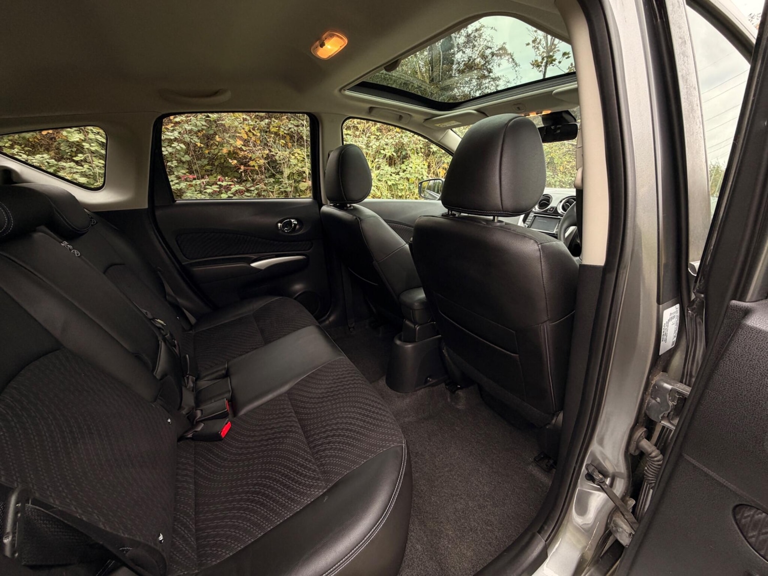 Used Nissan Note 2014 for sale - 76886518: Photo 12