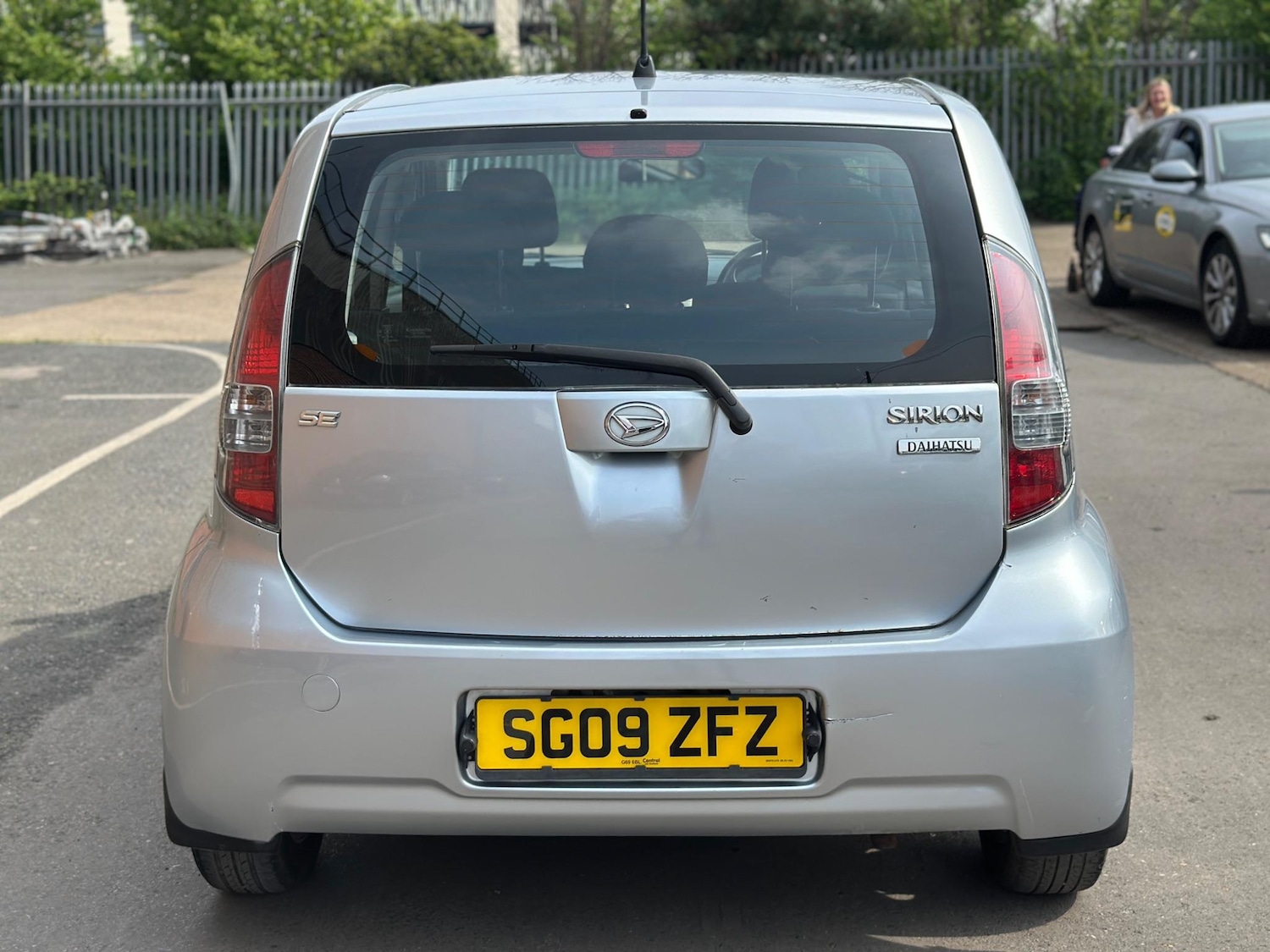Used Daihatsu Sirion 2009 for sale - 76898753: Photo 14