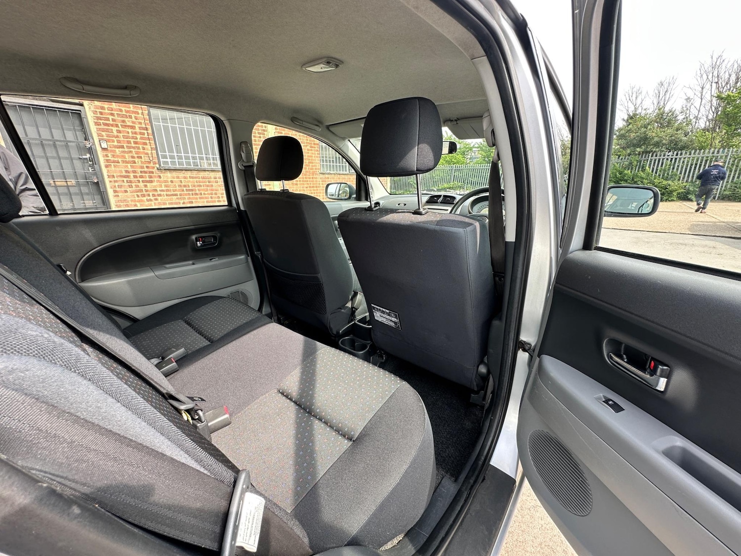 Used Daihatsu Sirion 2009 for sale - 76898753: Photo 16