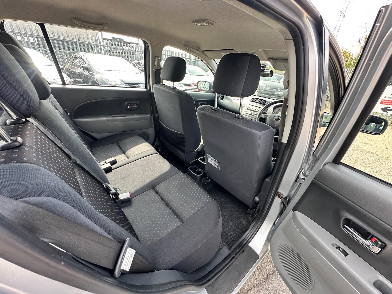 Used Daihatsu Sirion 2009 for sale - 76898753: Photo 23