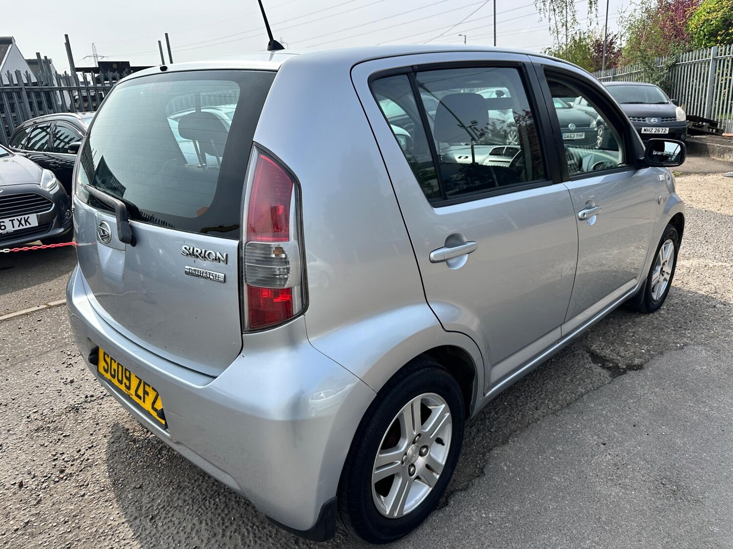 Used Daihatsu Sirion 2009 for sale - 76898753: Photo 31