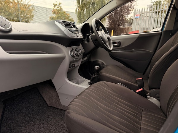 Used Nissan Pixo 2010 for sale - 76227640: Photo 8