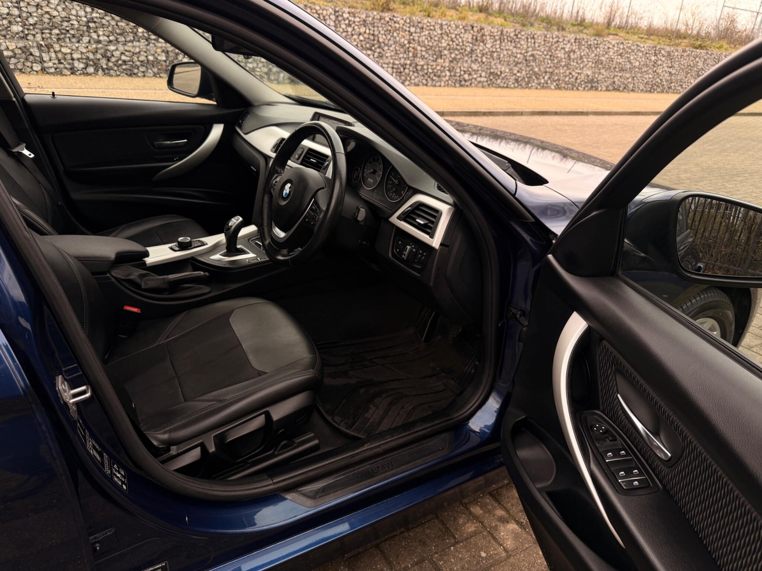 Used BMW 3 Series 2019 for sale - 77091830: Photo 23