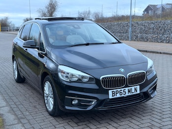 Used BMW 2 Series 2015 for sale - 77175856: Photo