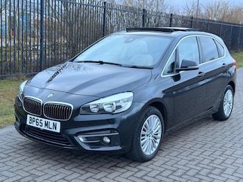 Used BMW 2 Series 2015 for sale - 77175856: Photo
