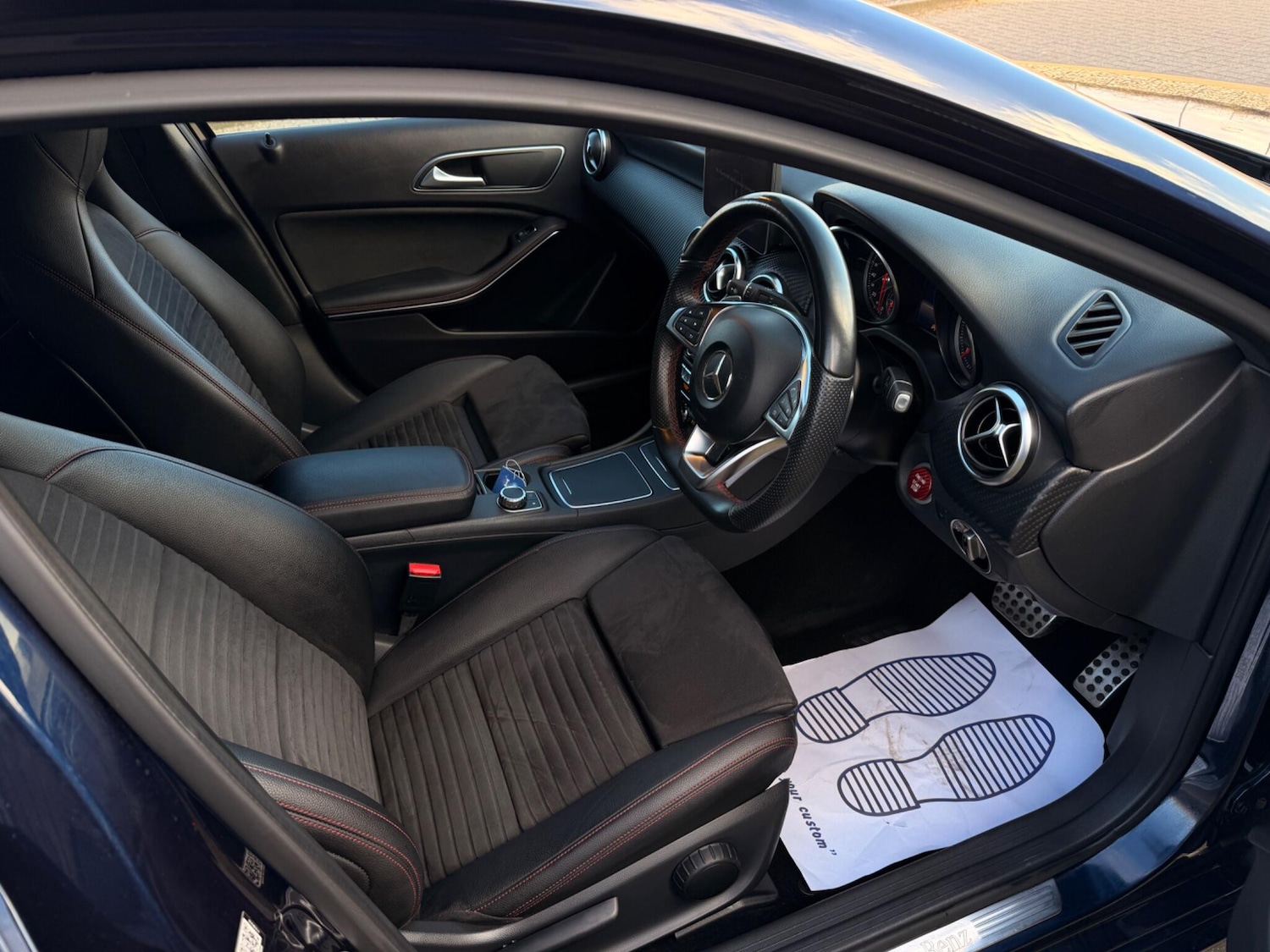 Used Mercedes-Benz A-Class 2017 for sale - 77331235: Photo 11