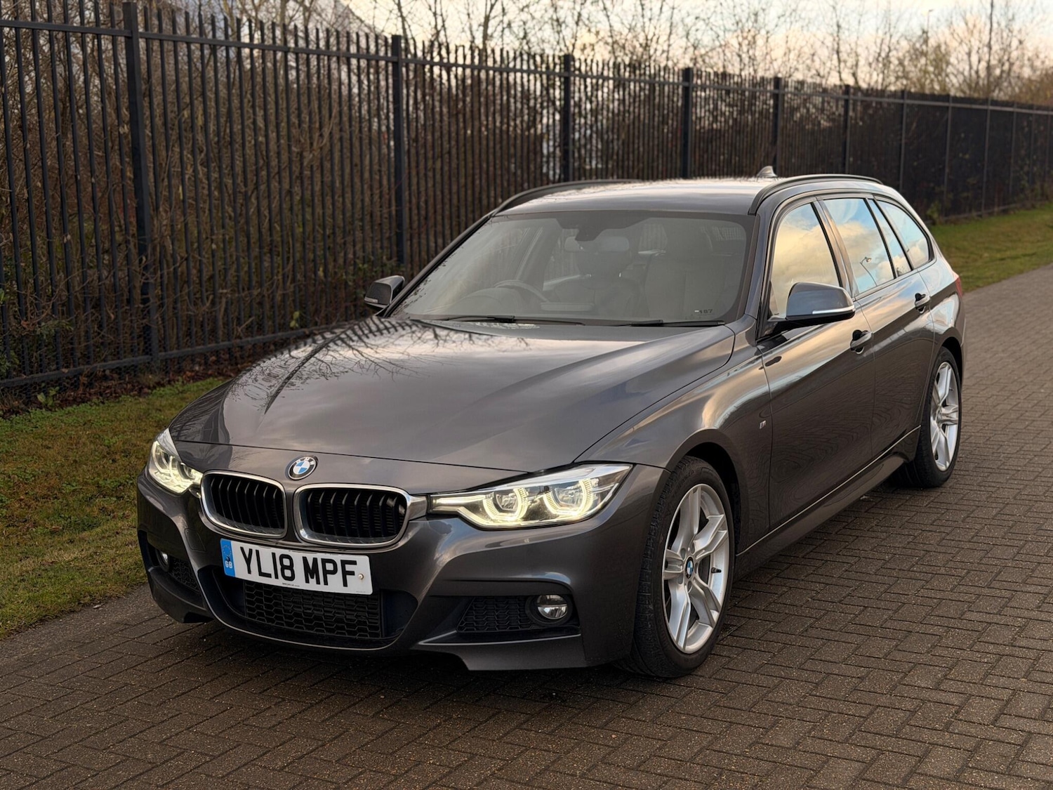 Used BMW 3 Series 2018 for sale - 77266594: Photo 3