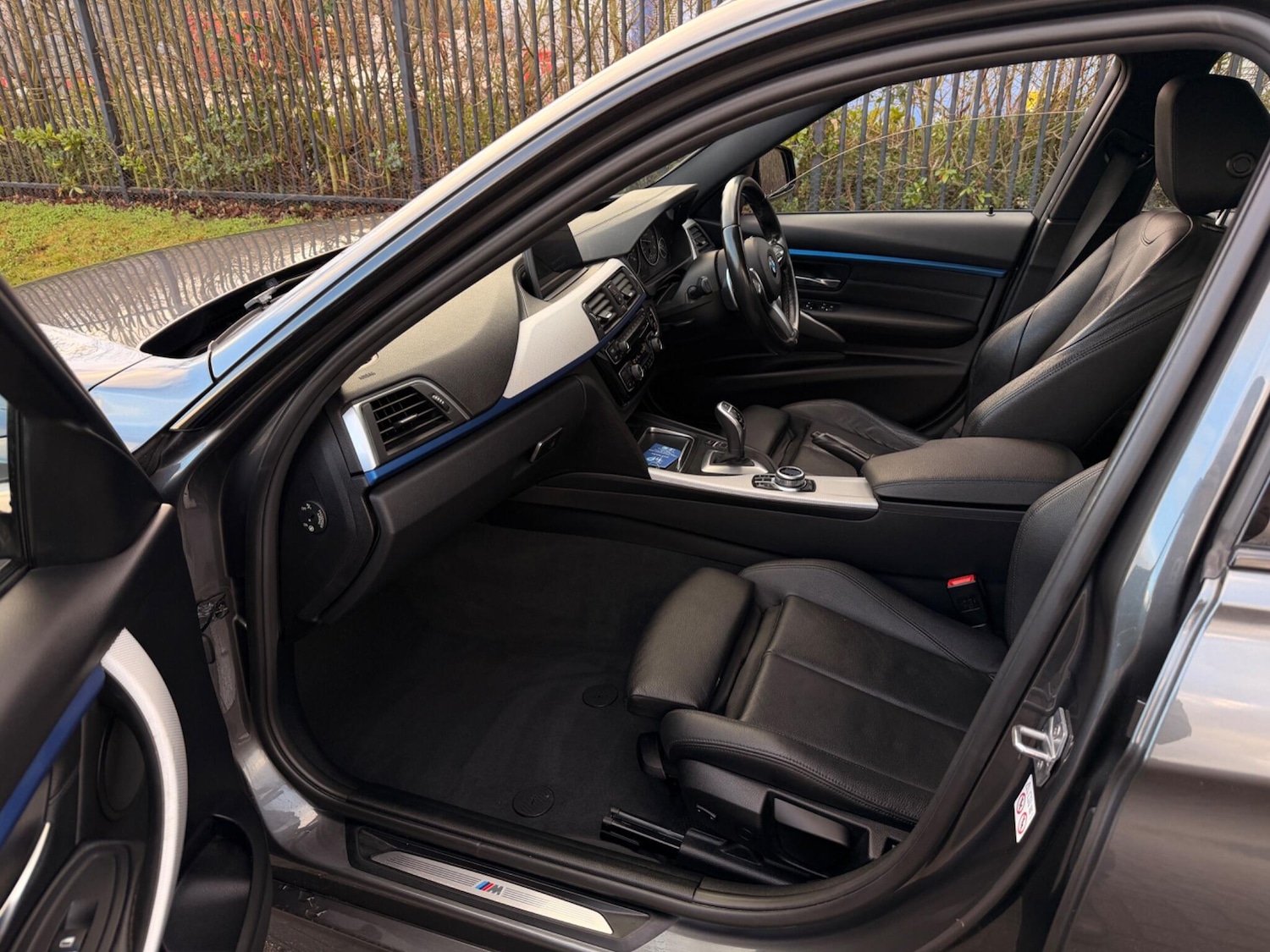 Used BMW 3 Series 2018 for sale - 77266594: Photo 33