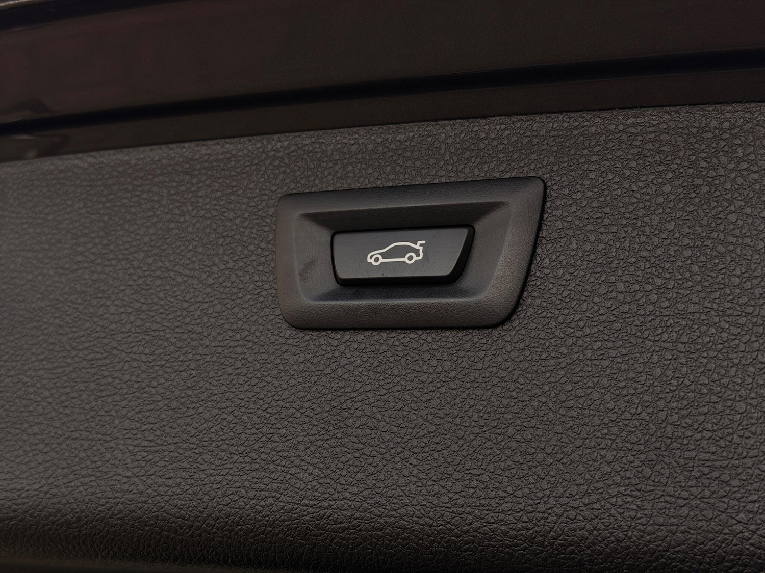 Used BMW 3 Series 2018 for sale - 77266594: Photo 37