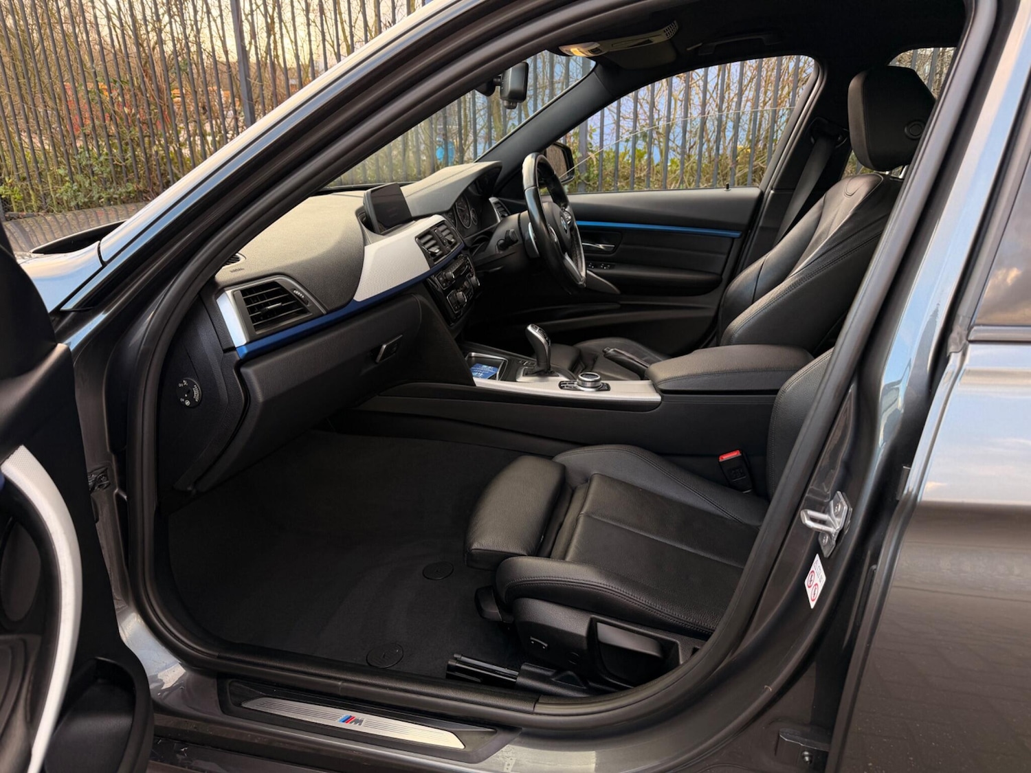 Used BMW 3 Series 2018 for sale - 77266594: Photo 45