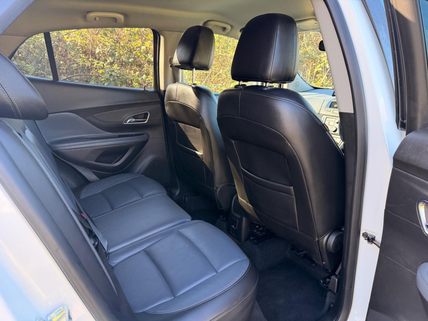 Used Vauxhall Mokka 2015 for sale - 78035061: Photo 12