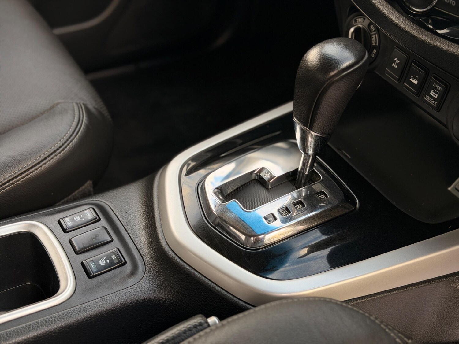 Used Nissan Navara 2018 for sale - 76408728: Photo 10