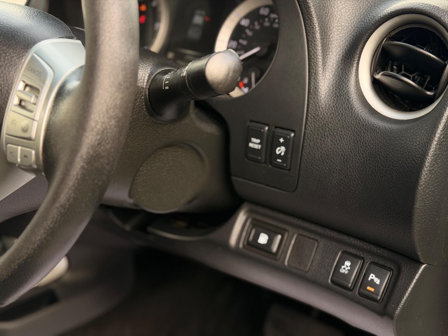 Used Nissan Navara 2018 for sale - 76408728: Photo 39