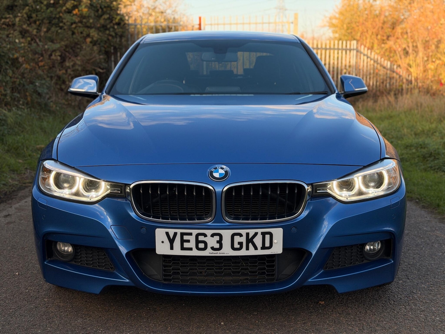 Used BMW 3 Series 2013 for sale - 76521547: Photo 2
