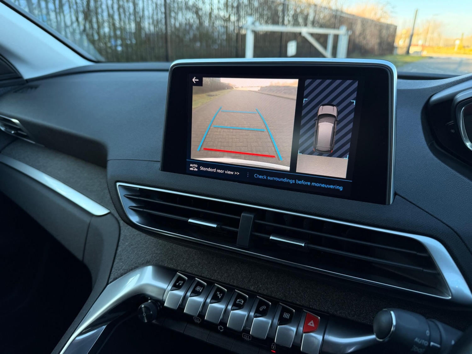 Used Peugeot 3008 2018 for sale - 77202410: Photo 13