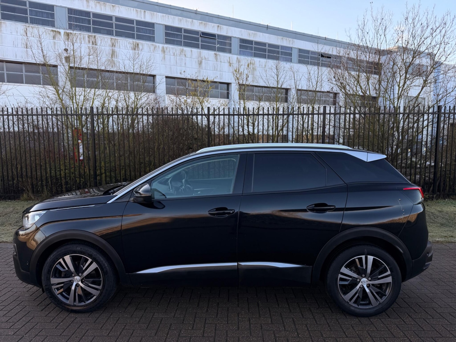 Used Peugeot 3008 2018 for sale - 77202410: Photo 24