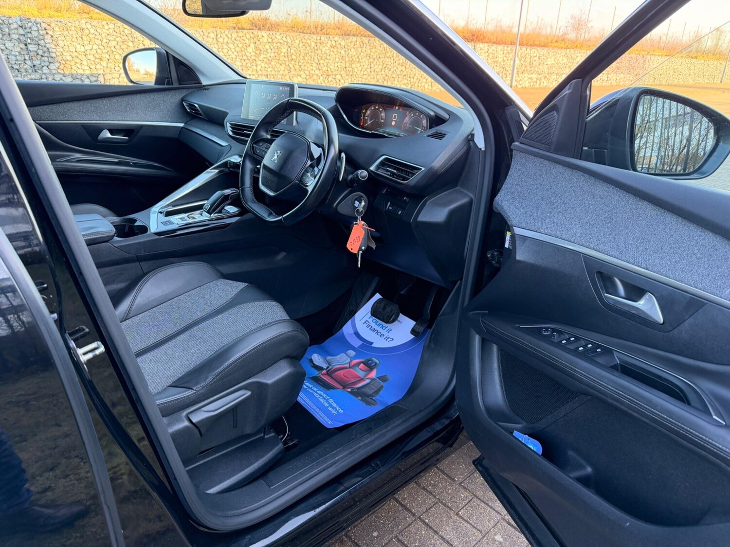 Used Peugeot 3008 2018 for sale - 77202410: Photo 32