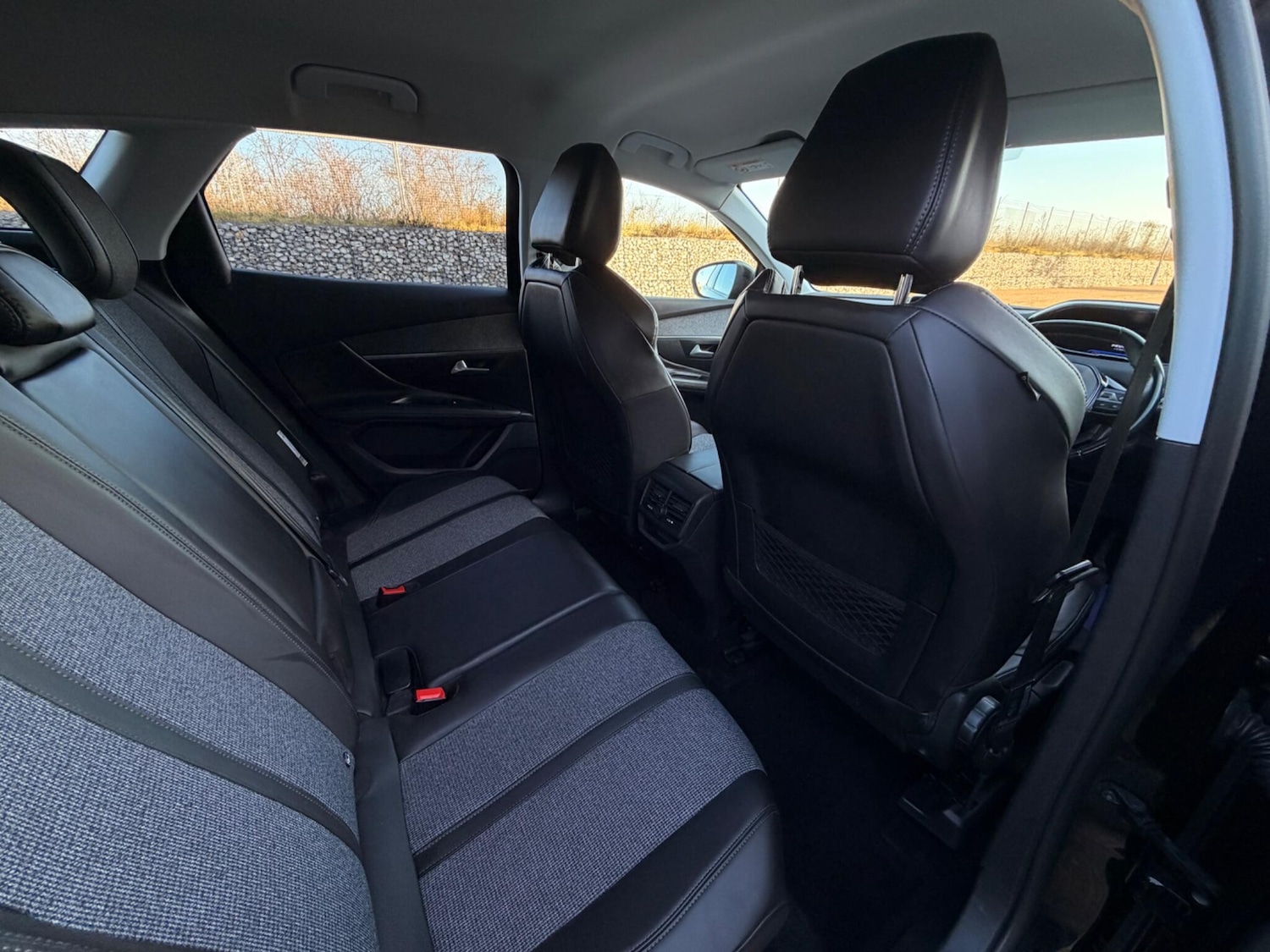 Used Peugeot 3008 2018 for sale - 77202410: Photo 37