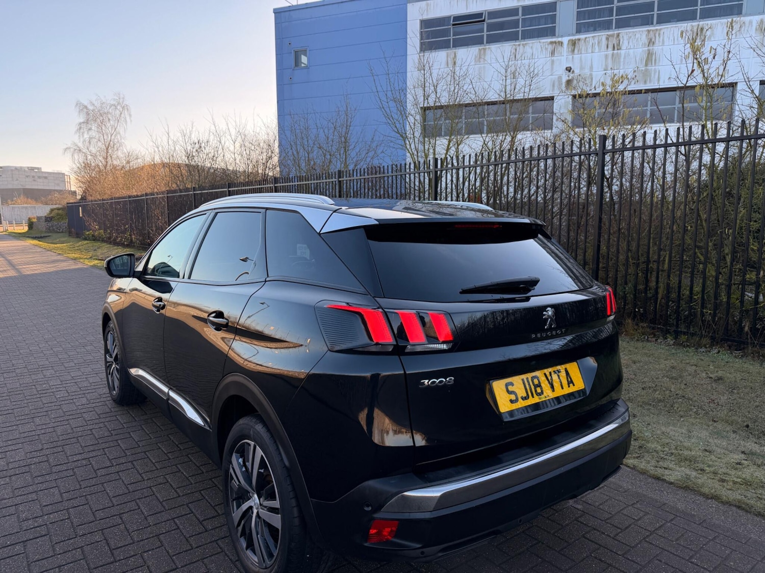 Used Peugeot 3008 2018 for sale - 77202410: Photo 4