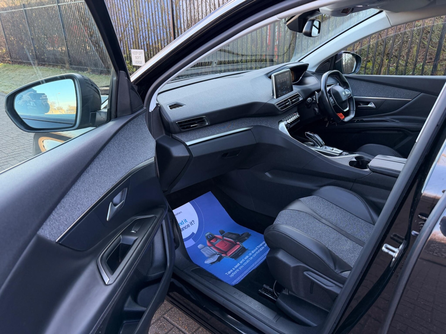 Used Peugeot 3008 2018 for sale - 77202410: Photo 42