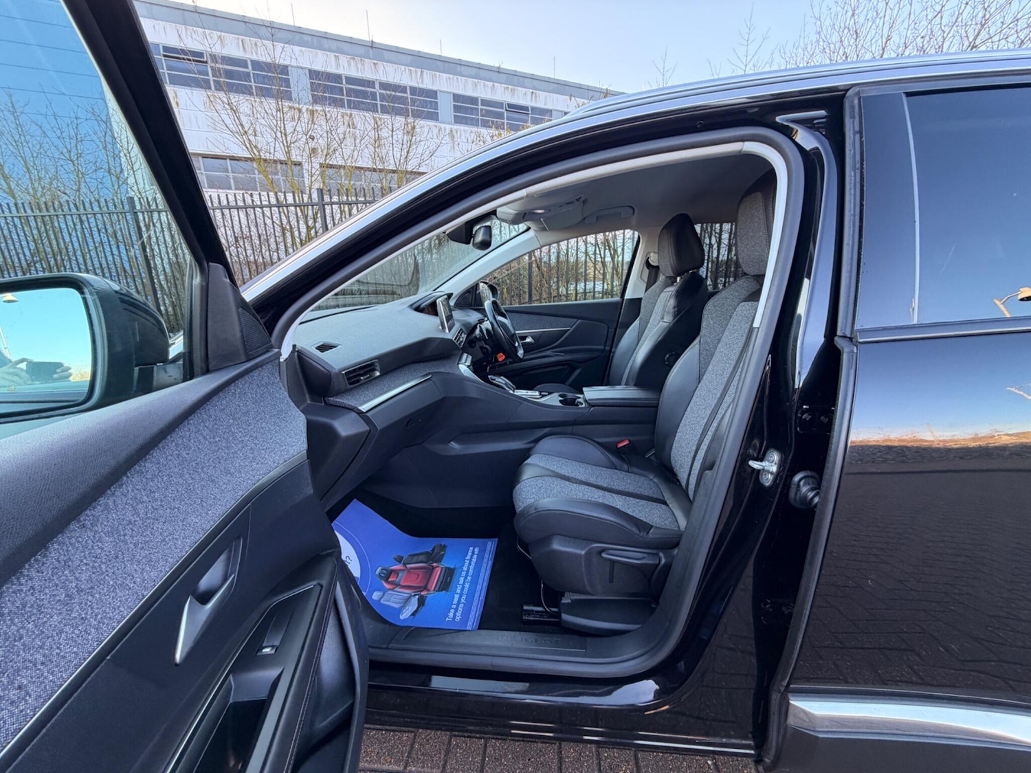 Used Peugeot 3008 2018 for sale - 77202410: Photo 43