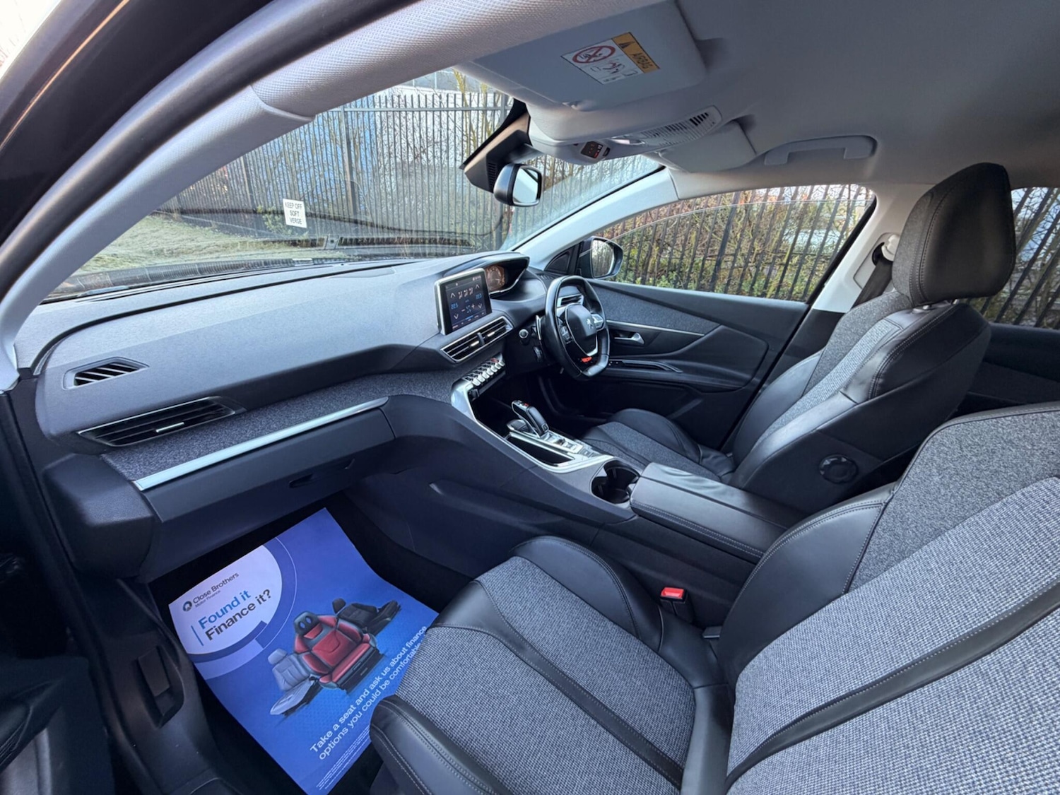 Used Peugeot 3008 2018 for sale - 77202410: Photo 46