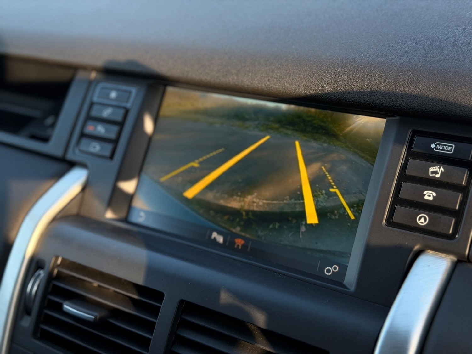 Used Land Rover Discovery Sport for sale - 76658900: Photo 14