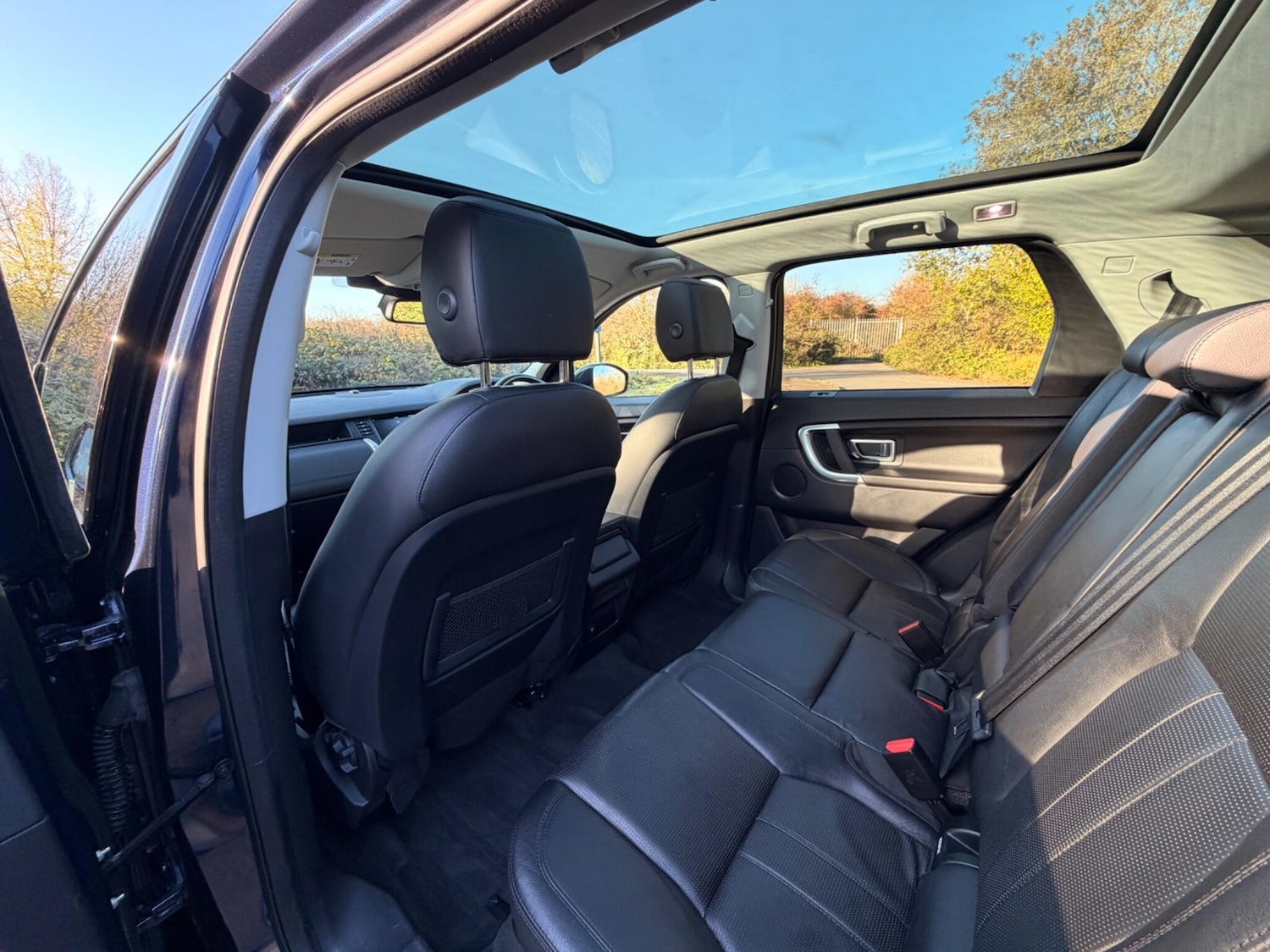 Used Land Rover Discovery Sport for sale - 76658900: Photo 29