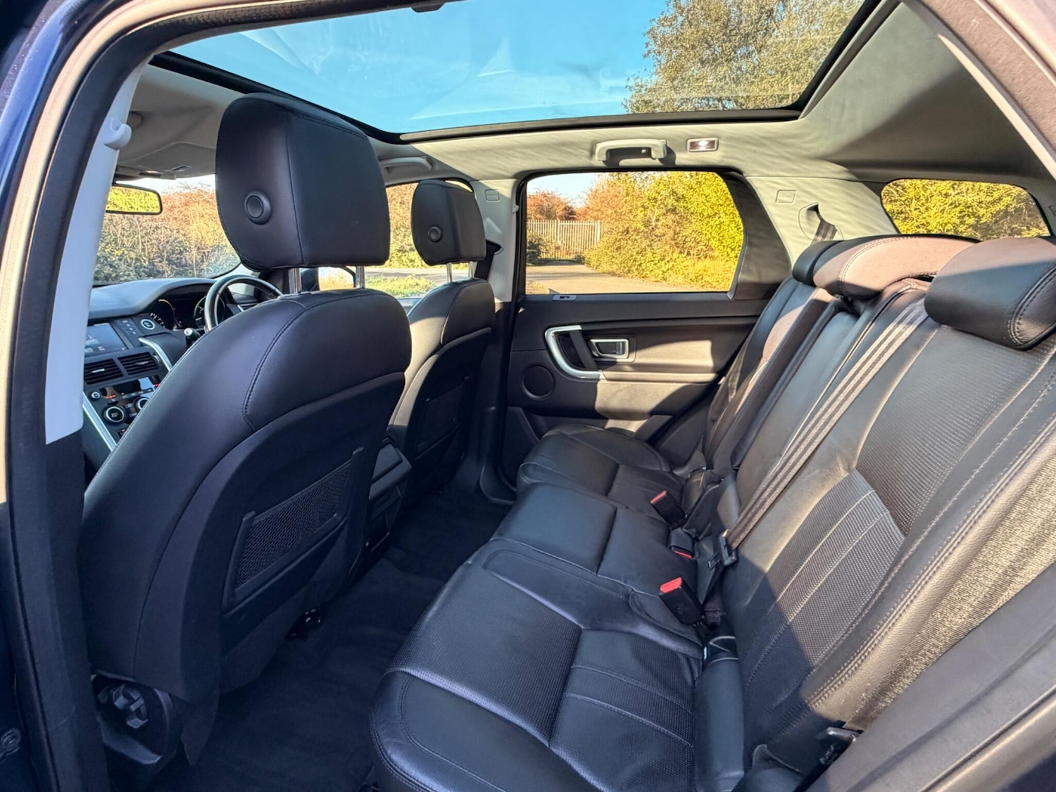 Used Land Rover Discovery Sport for sale - 76658900: Photo 31