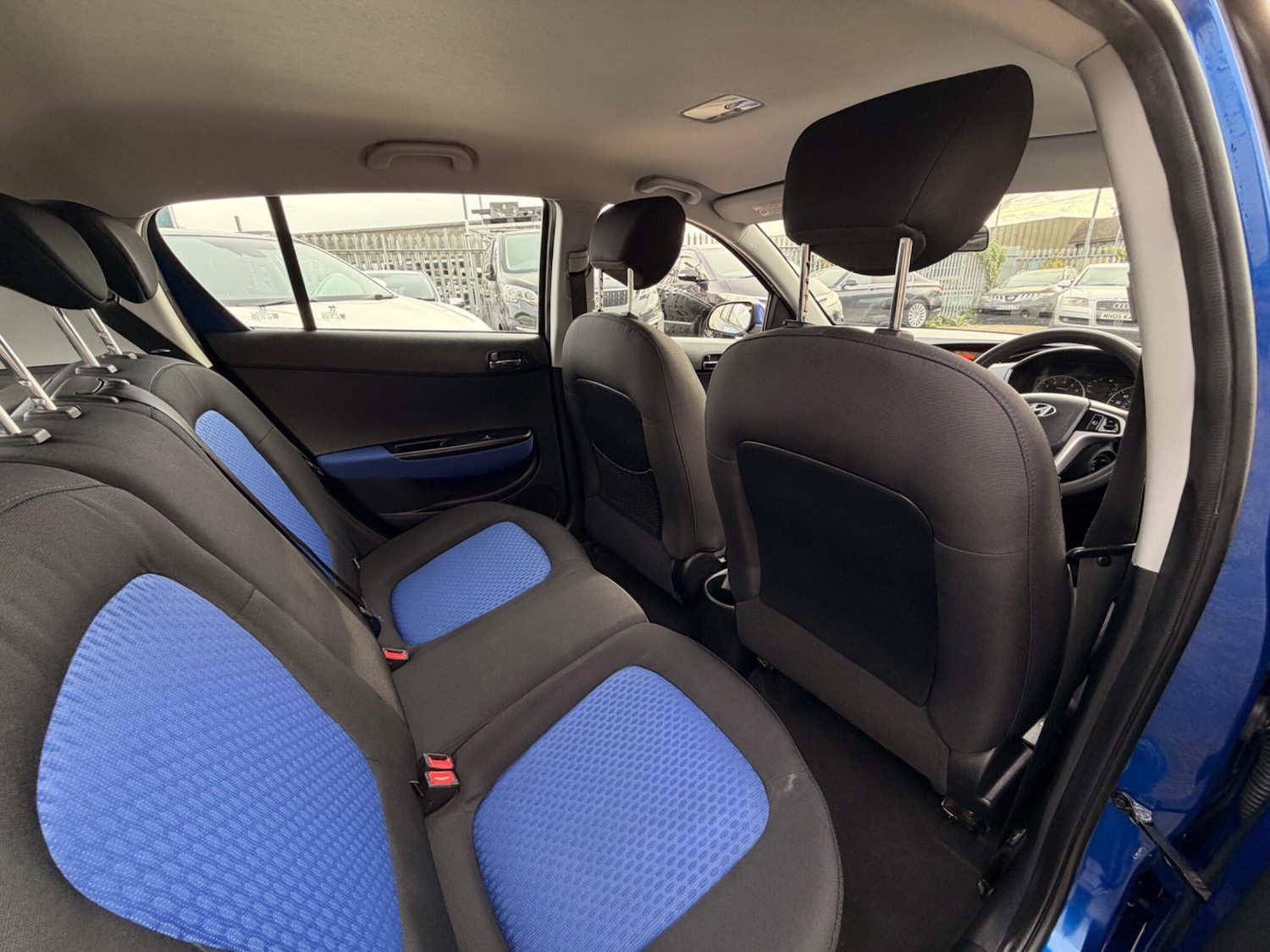 Used Hyundai i20 2009 for sale - 76887288: Photo 11