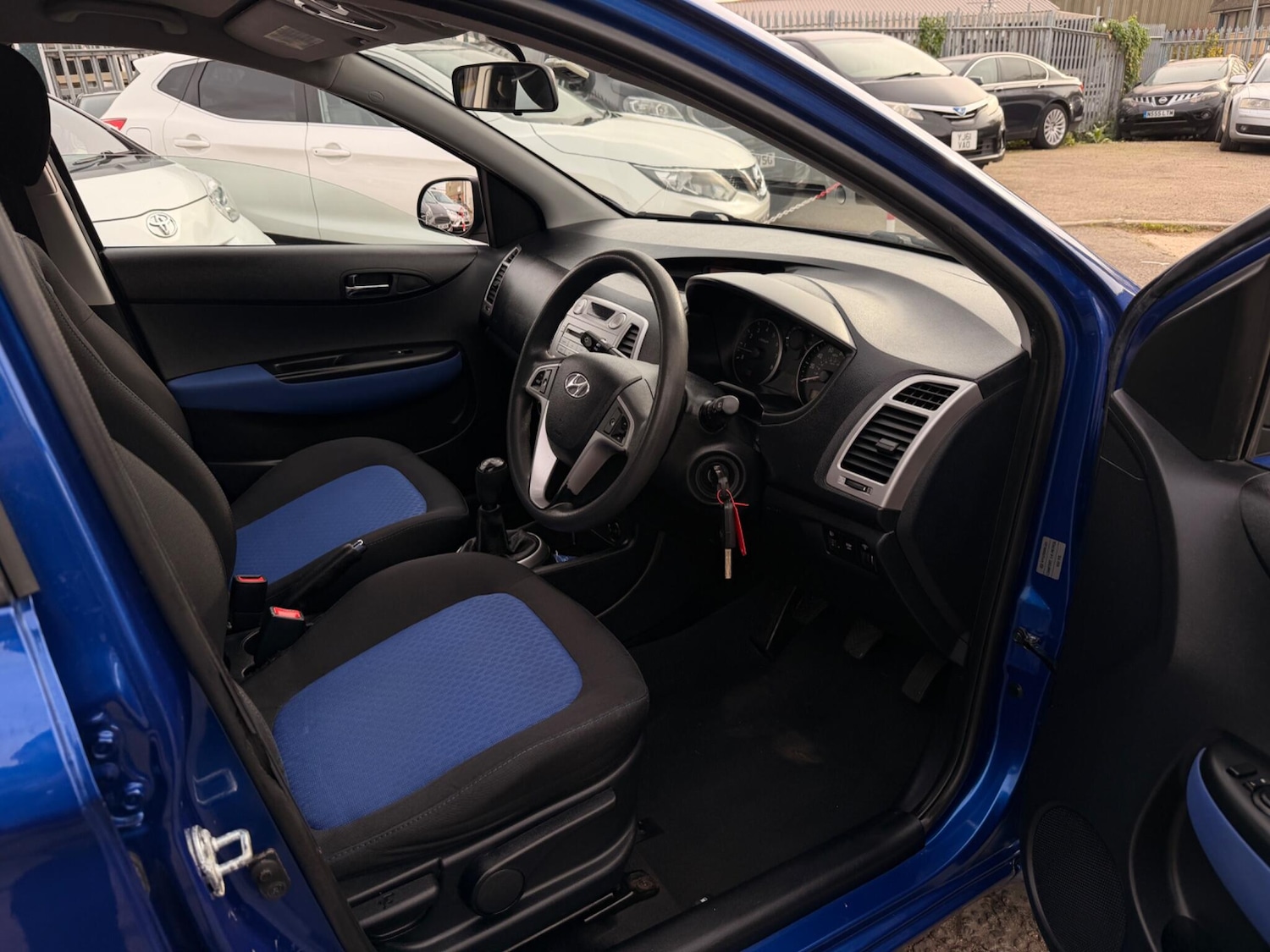 Used Hyundai i20 2009 for sale - 76887288: Photo 12